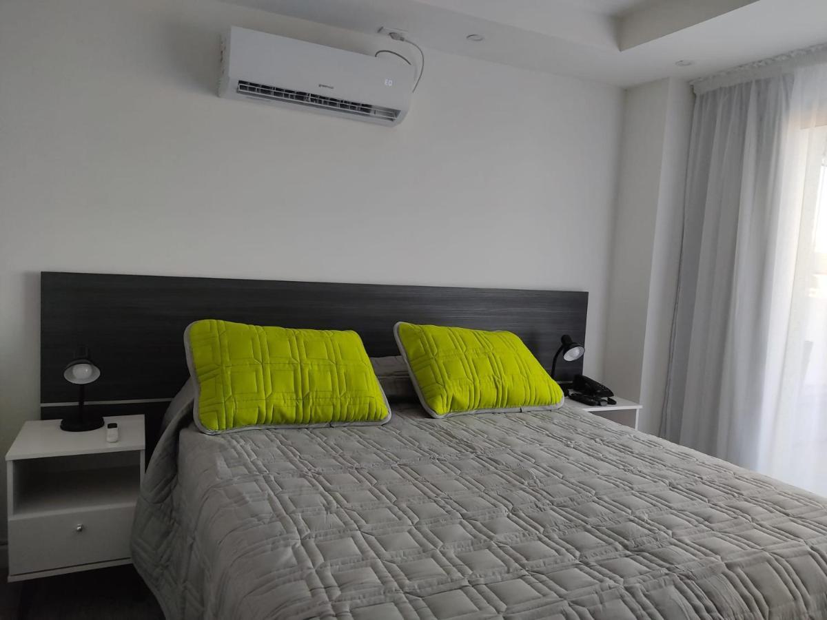 Quijano Hotel - Aparts & Suites Montevideo Exterior photo