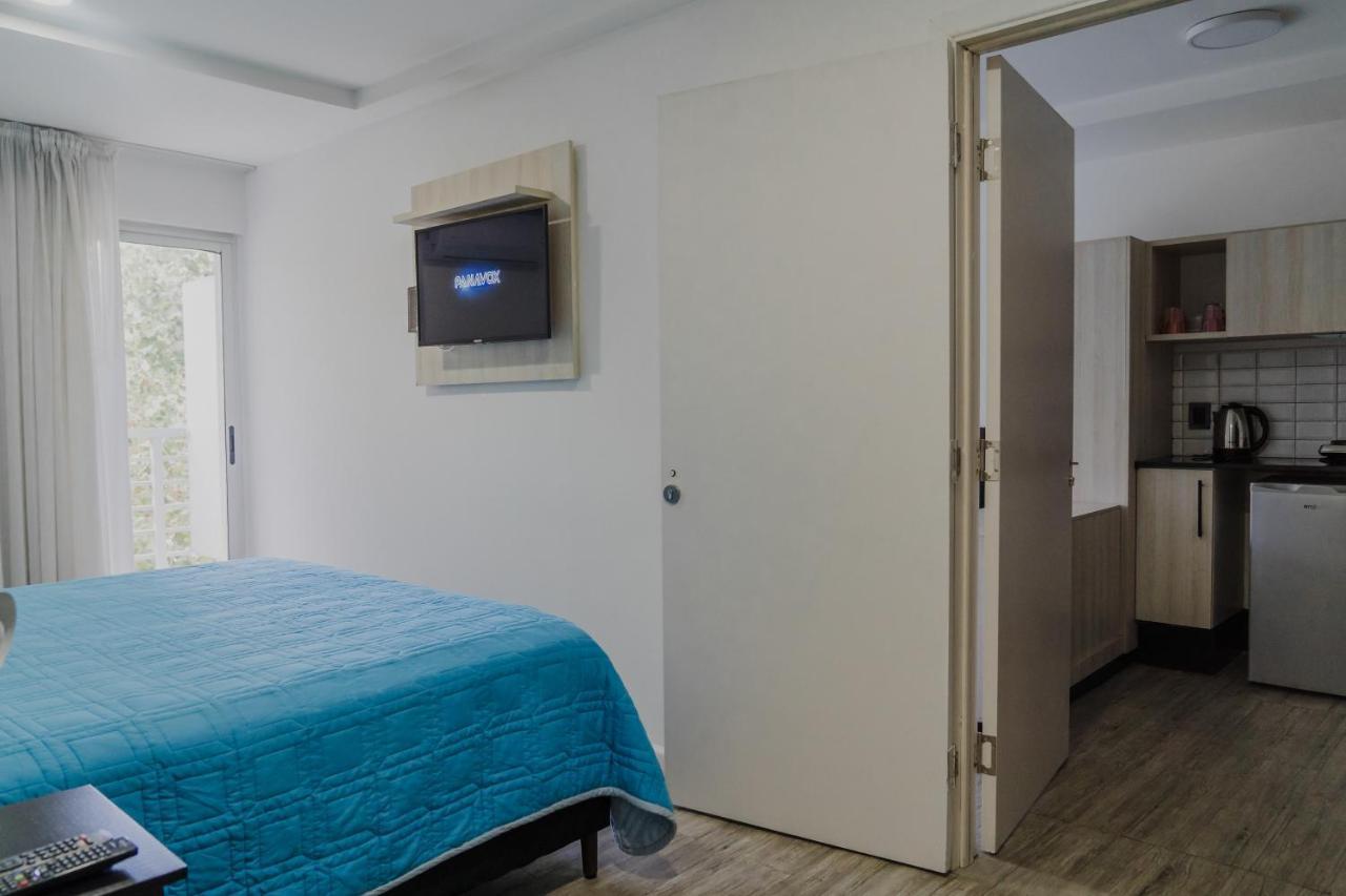 Quijano Hotel - Aparts & Suites Montevideo Exterior photo